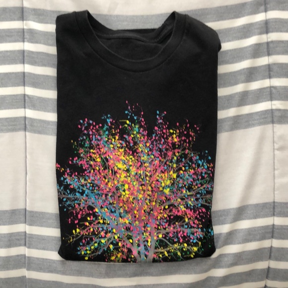 Urban Outfitters - “Tree of Life” Short Sleeve - Picture 2 of 2